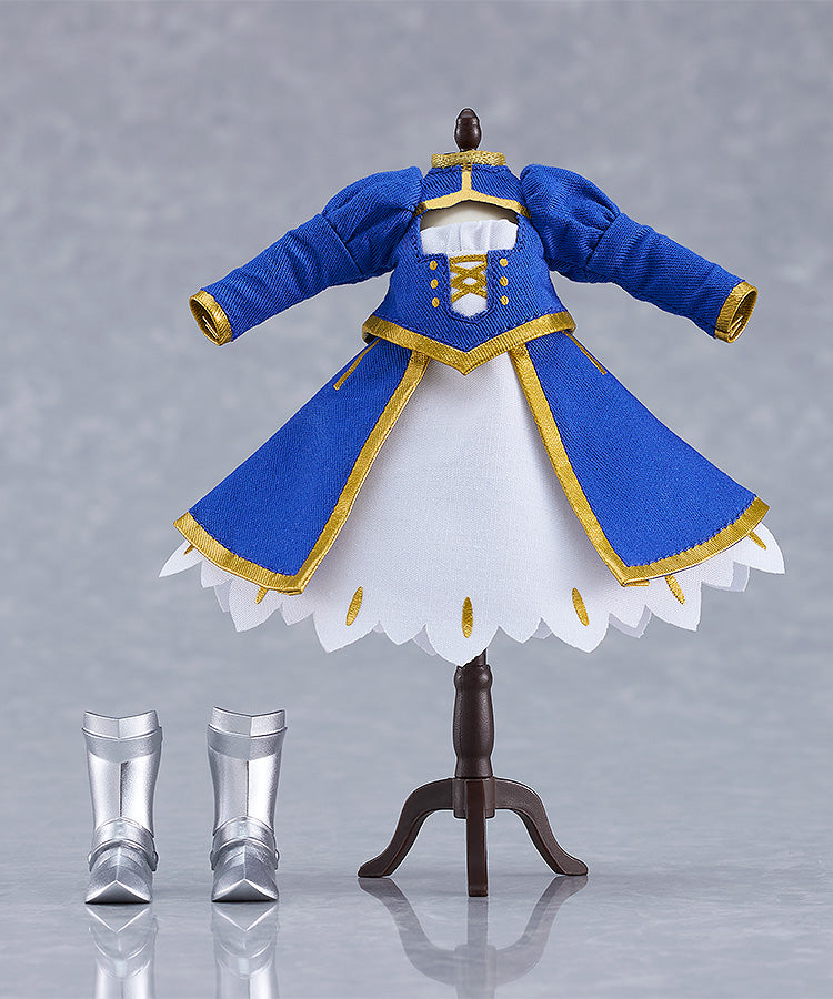 Nendoroid Doll Saber (New!)
