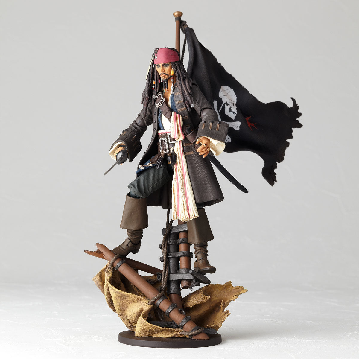 Revoltech "Pirates of the Caribbean" Jack Sparrow