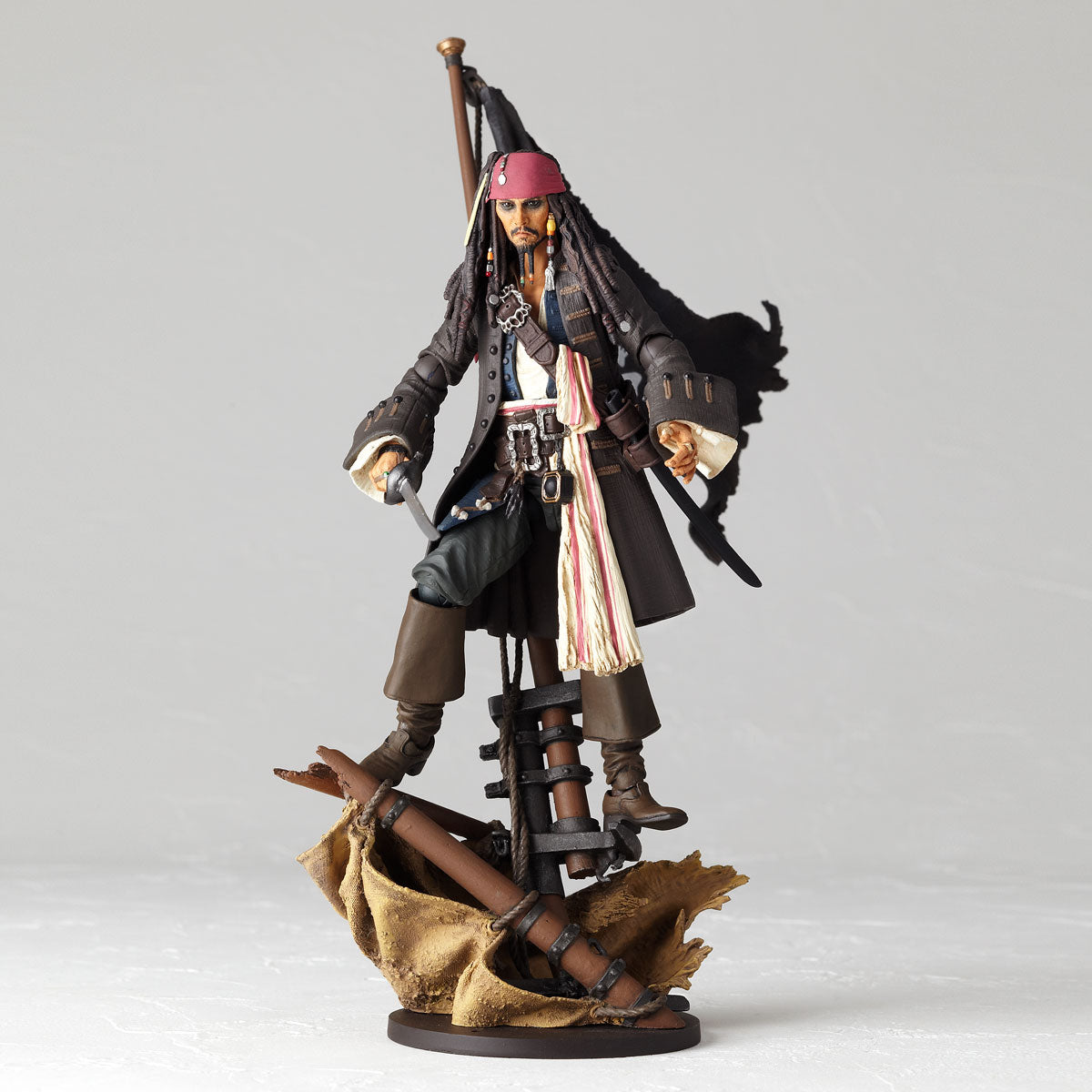 Revoltech "Pirates of the Caribbean" Jack Sparrow