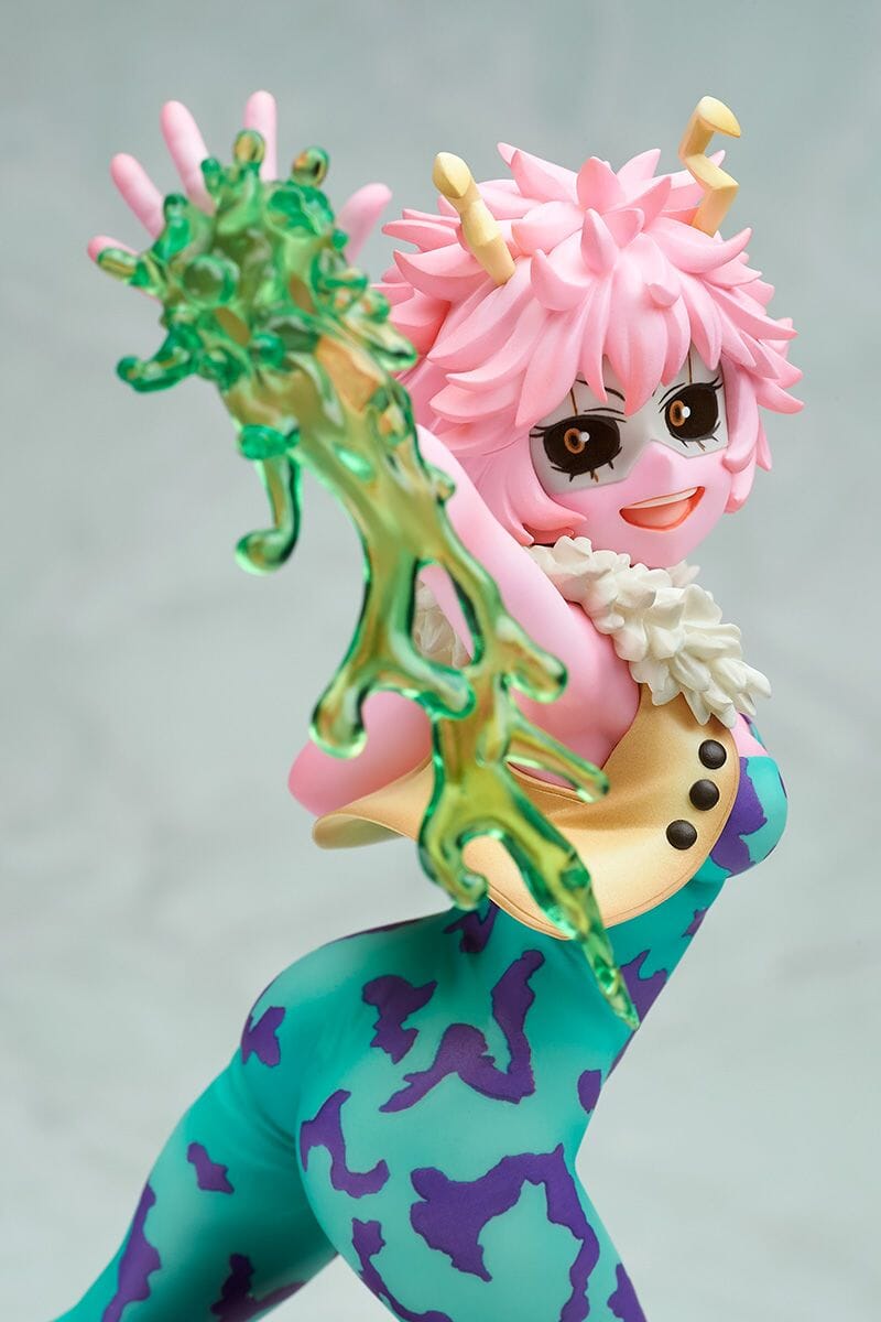 "My Hero Academia" Ashido Mina Hero Suit Version Scale Figure Takaratomy